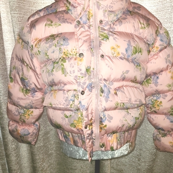 TCEC Floral Pink Puffer Jacket Size L - Picture 3 of 7